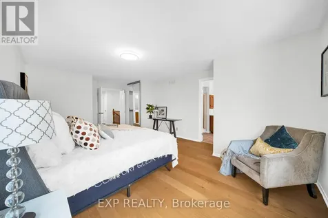 14 Sandcliffe Terrace Ottawa ON K2G 5X1