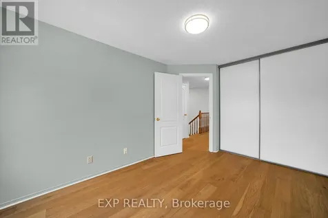14 Sandcliffe Terrace Ottawa ON K2G 5X1