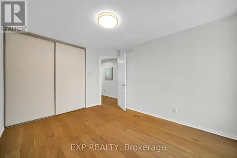 14 Sandcliffe Terrace Ottawa ON K2G 5X1
