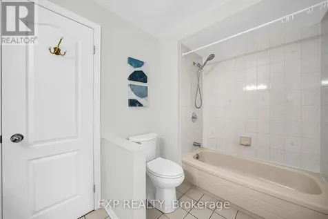 14 Sandcliffe Terrace Ottawa ON K2G 5X1