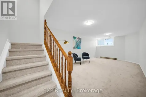 14 Sandcliffe Terrace Ottawa ON K2G 5X1