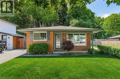 120 Arrowhead Crescent Kitchener ON N2P 1B9