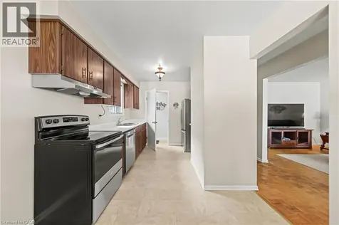 120 Arrowhead Crescent Kitchener ON N2P 1B9