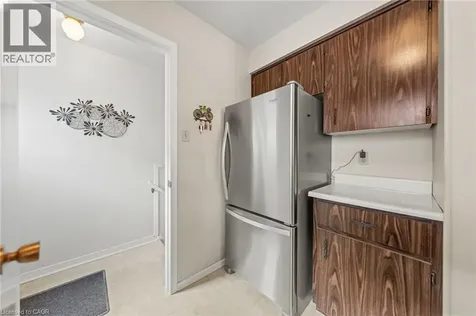 120 Arrowhead Crescent Kitchener ON N2P 1B9