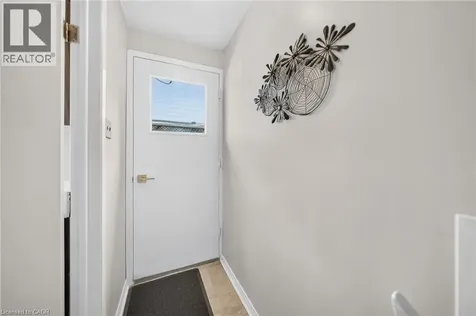 120 Arrowhead Crescent Kitchener ON N2P 1B9