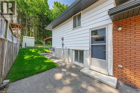 120 Arrowhead Crescent Kitchener ON N2P 1B9