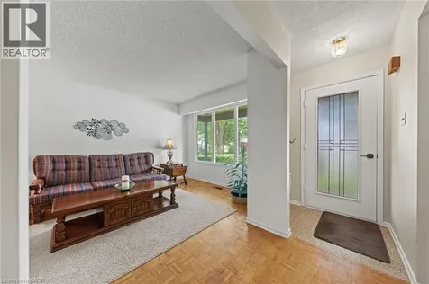 120 Arrowhead Crescent Kitchener ON N2P 1B9