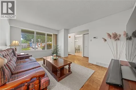 120 Arrowhead Crescent Kitchener ON N2P 1B9