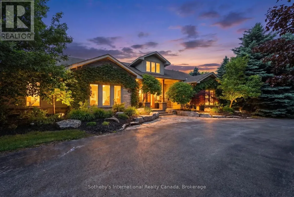 2 Evergreen Road Collingwood ON L9Y 5A8