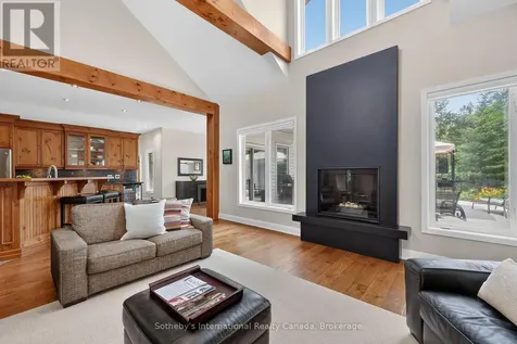 2 Evergreen Road Collingwood ON L9Y 5A8