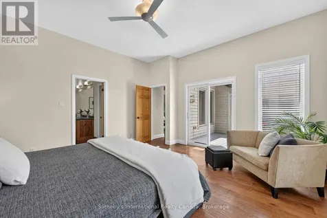 2 Evergreen Road Collingwood ON L9Y 5A8