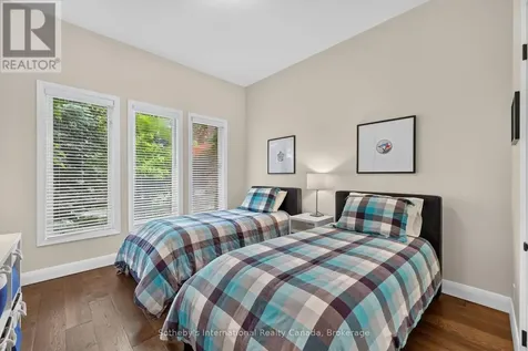 2 Evergreen Road Collingwood ON L9Y 5A8