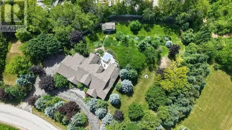 2 Evergreen Road Collingwood ON L9Y 5A8