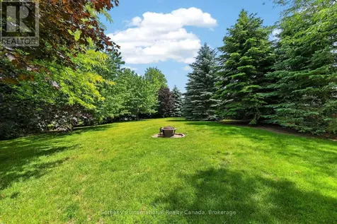 2 Evergreen Road Collingwood ON L9Y 5A8
