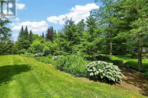 2 Evergreen Road Collingwood ON L9Y 5A8