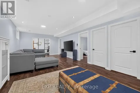16 Gouda Place Cambridge ON N1P 0B1