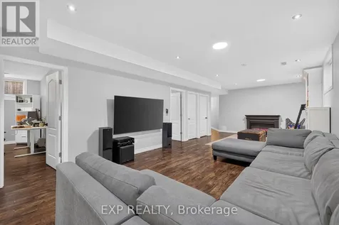 16 Gouda Place Cambridge ON N1P 0B1