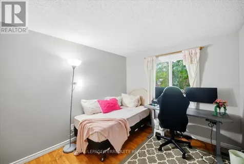 175 Siebert Avenue Kitchener ON N2C 2M1