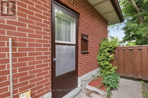 118 Wilfred Avenue Kitchener ON N2A 1X1