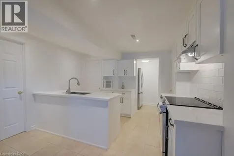 23 Stoneman Court Cambridge ON N1P 1C9