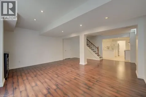 23 Stoneman Court Cambridge ON N1P 1C9