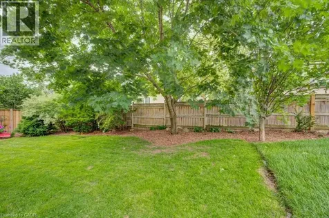 23 Stoneman Court Cambridge ON N1P 1C9