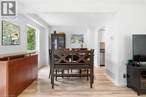 712 Auburn Crescent Burlington ON L7L 5B2
