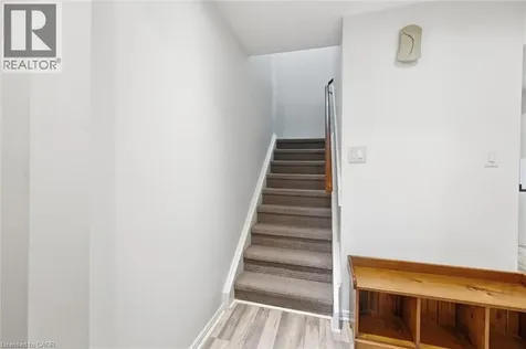 712 Auburn Crescent Burlington ON L7L 5B2