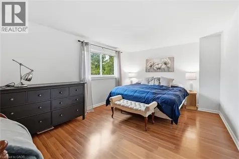 712 Auburn Crescent Burlington ON L7L 5B2