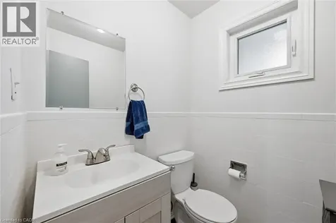 712 Auburn Crescent Burlington ON L7L 5B2