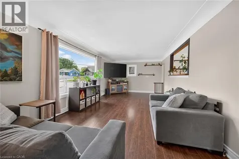 331 Guelph Street Hamilton ON L8H 3C6
