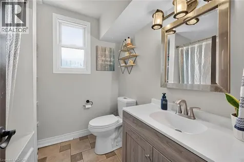 331 Guelph Street Hamilton ON L8H 3C6