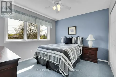 1340 Cuthbert Way Ottawa ON K4P 1A4