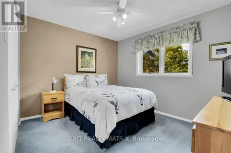 1340 Cuthbert Way Ottawa ON K4P 1A4