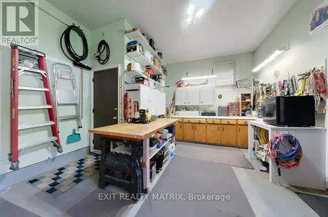 1340 Cuthbert Way Ottawa ON K4P 1A4