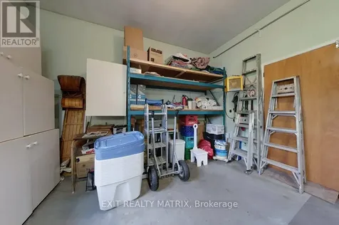 1340 Cuthbert Way Ottawa ON K4P 1A4
