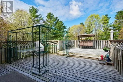 1340 Cuthbert Way Ottawa ON K4P 1A4