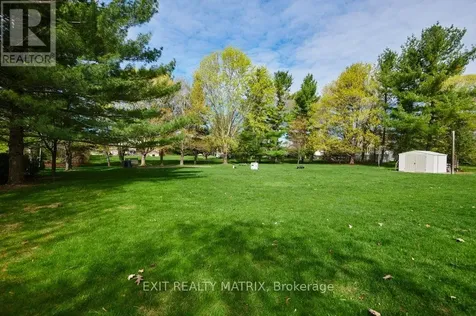 1340 Cuthbert Way Ottawa ON K4P 1A4