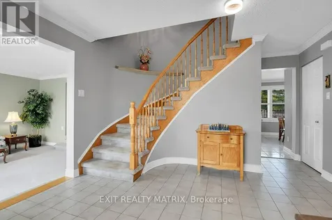 1340 Cuthbert Way Ottawa ON K4P 1A4