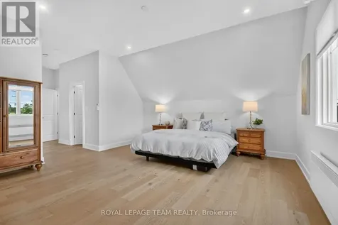 2710 River Road Ottawa ON K4M 1A3