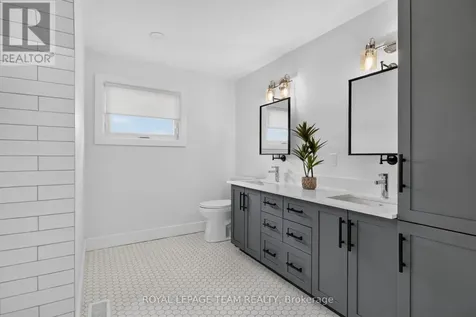 2710 River Road Ottawa ON K4M 1A3