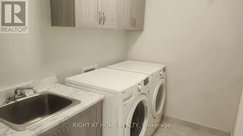 607 Egret Way Ottawa ON K2J 6K9