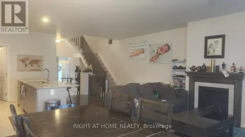 607 Egret Way Ottawa ON K2J 6K9