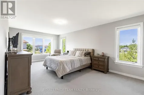 512 Breccia Heights Ottawa ON K2T 0L6