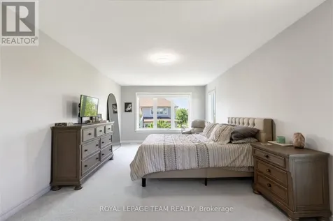 512 Breccia Heights Ottawa ON K2T 0L6