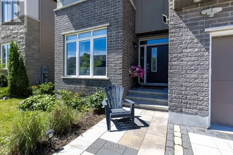 512 Breccia Heights Ottawa ON K2T 0L6