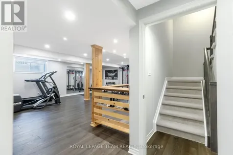 512 Breccia Heights Ottawa ON K2T 0L6