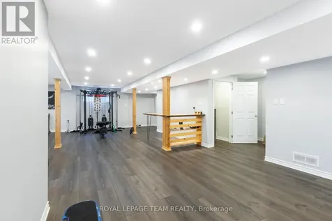 512 Breccia Heights Ottawa ON K2T 0L6