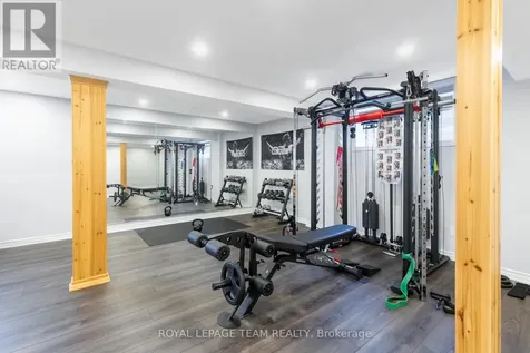 512 Breccia Heights Ottawa ON K2T 0L6