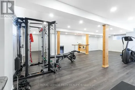 512 Breccia Heights Ottawa ON K2T 0L6